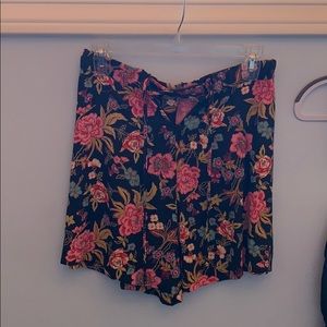 Floral high waisted shorts